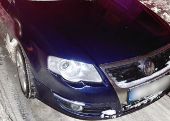 nuo-policijos-pasprukti-bandes-volkswagen-passat