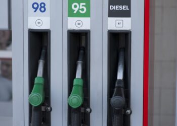 98 benzinas 95 benzinas dyzelinas degaline degalu pistoletai