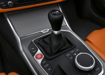 BMW M3 mechanine pavaru deze