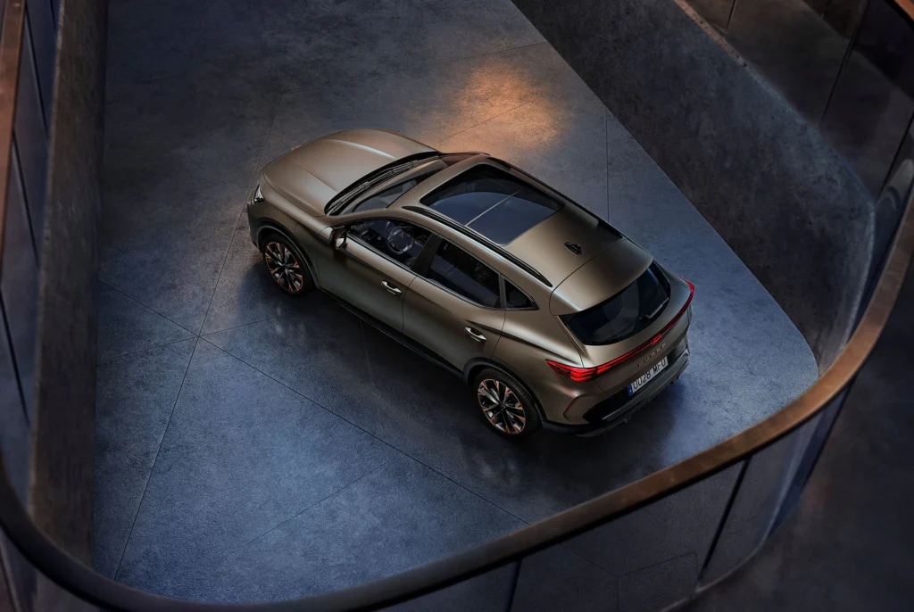 Naudotas „Cupra Formentor“: šeši atšaukimai ir į ką atkreipti dėmesį perkant 2 Cupra Fermentoras šonas-galas-stogas
