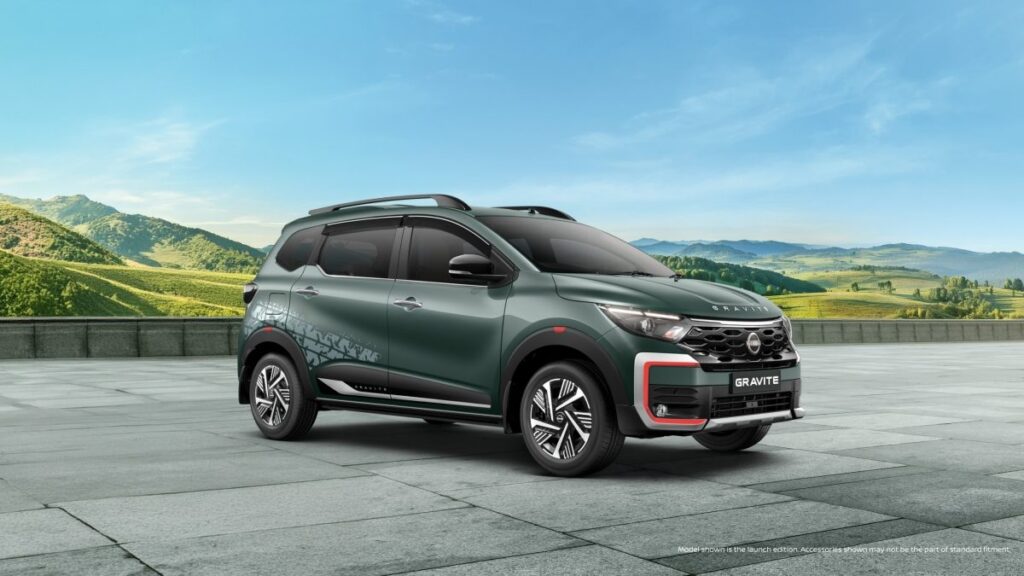 Nissan Gravite priekis-šonas