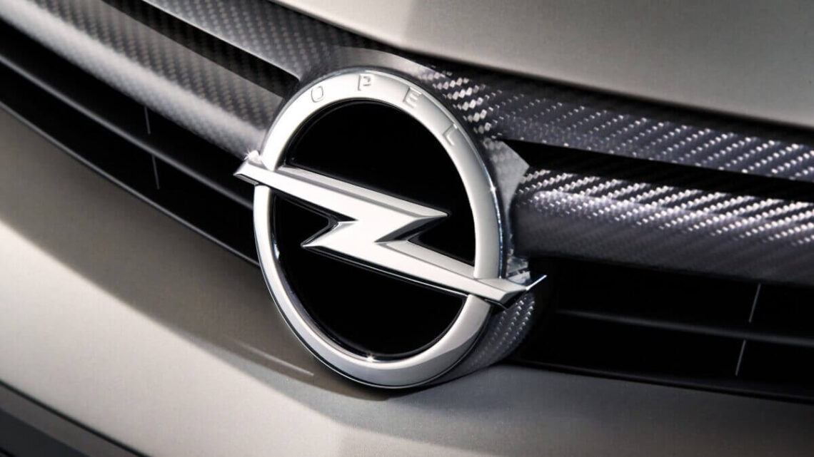 Opel logotipas