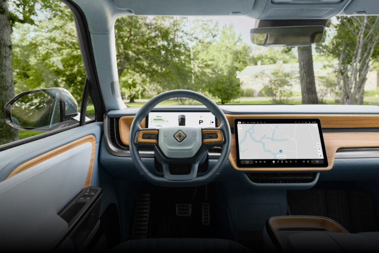 Rivian R1S Tri