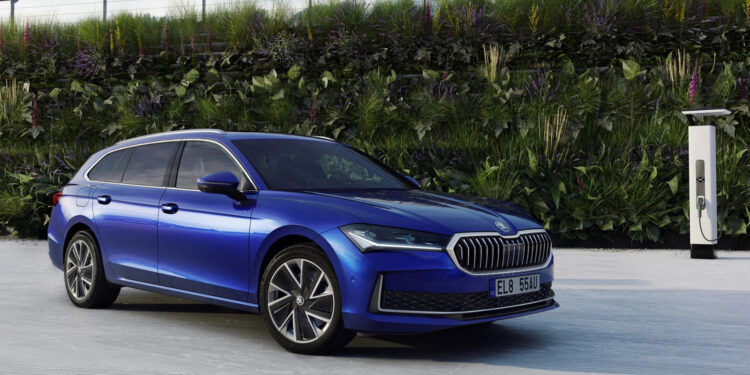 Skoda Superb Hybrid