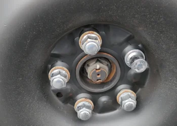 automobilio ratlankio varztai