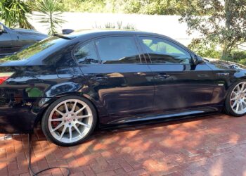 BMW E60 M5