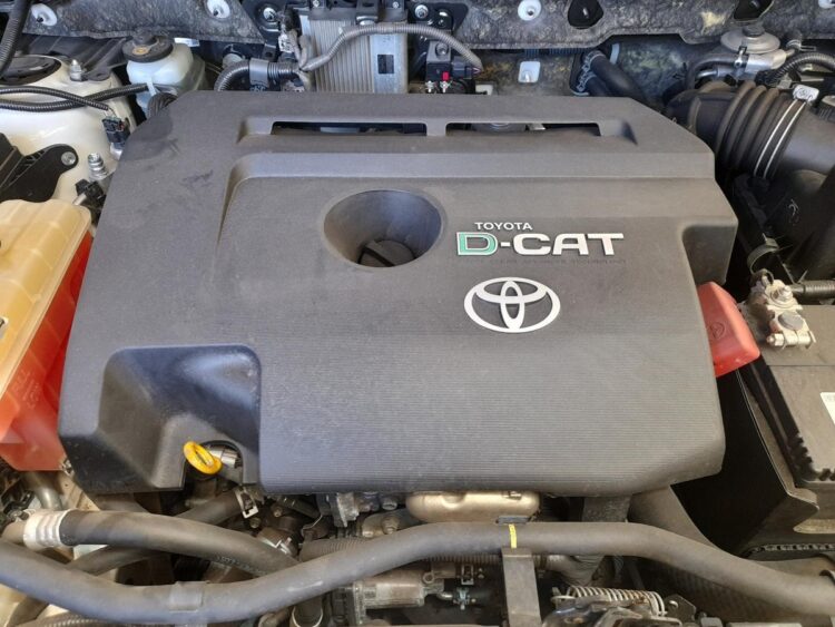 Toyota 2.2 D-CAT variklis