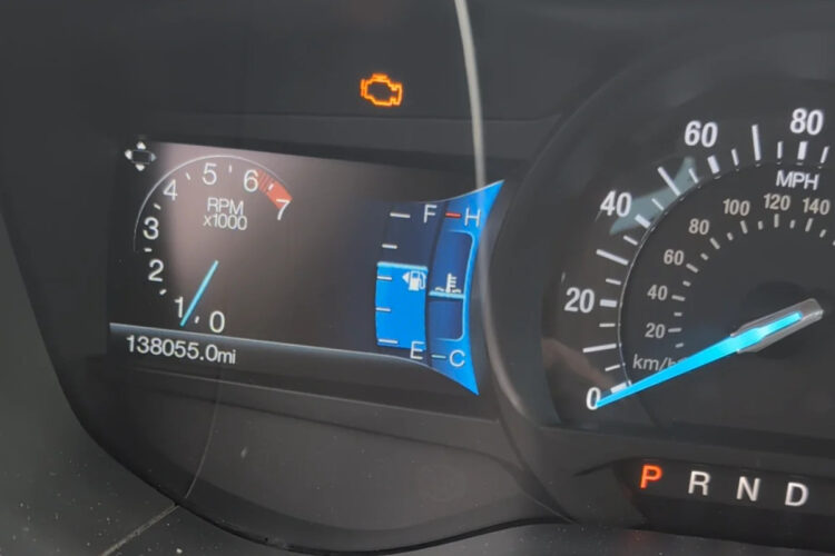 prietaisu skydelis check engine limp mode