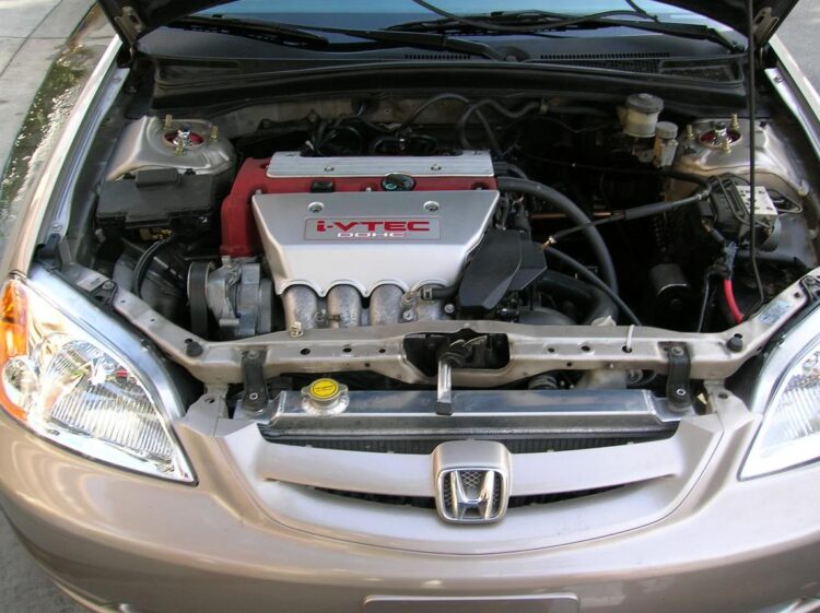 Honda Civic K20 variklis