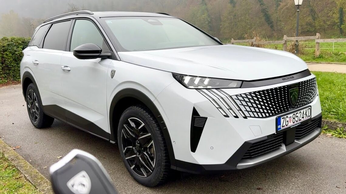 PEUGEOT 5008 48V HYBRID 2025