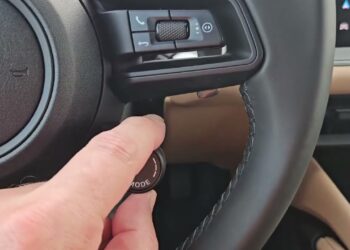 porsche vairas start stop