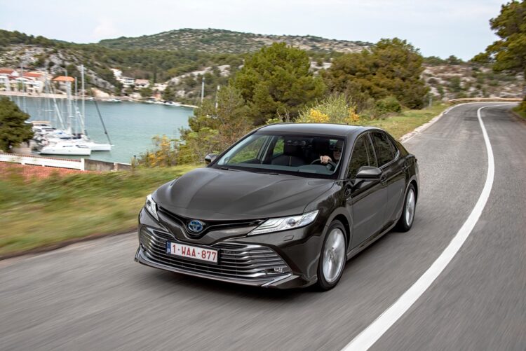 Toyota Camry XV70