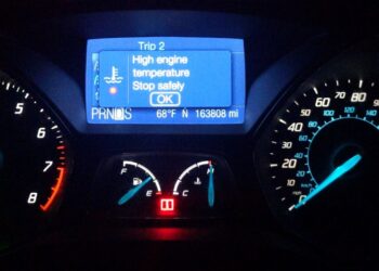 auksta variklio temperatura variklio perkaitimas