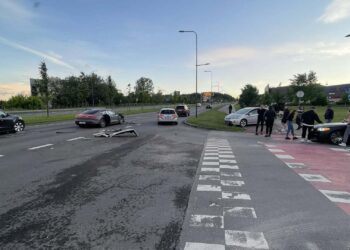 avarija vilniuje ozo gatve porsche prius