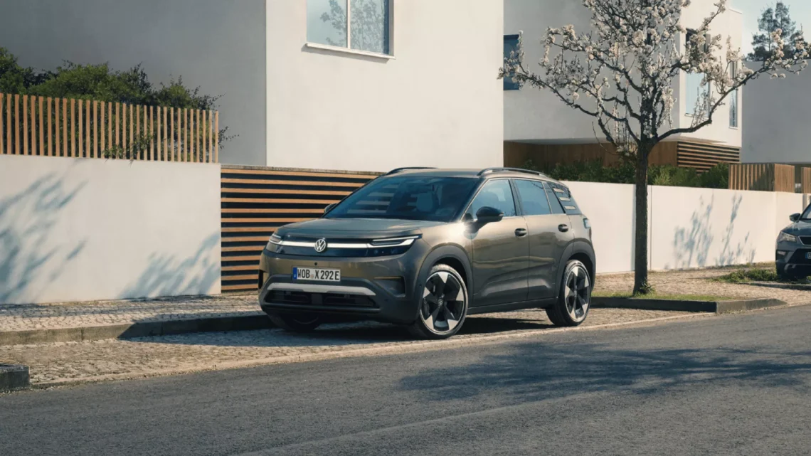 Pigesnė „Volkswagen ID. Cross“ versija – vairuotojams teks susitaikyti su kompromisu, kurį pajus kelionėse 1 Volkswagen ID. Cross 2026 priekis-sonas