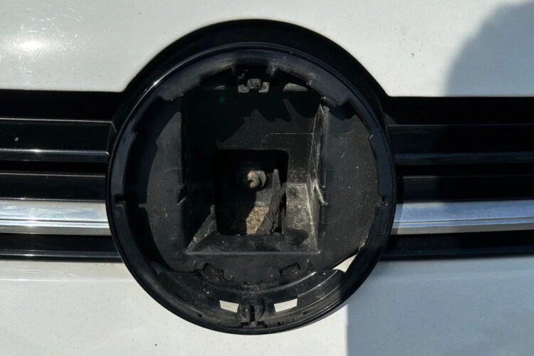 pavogtas vw zenkliukas ir sensorius