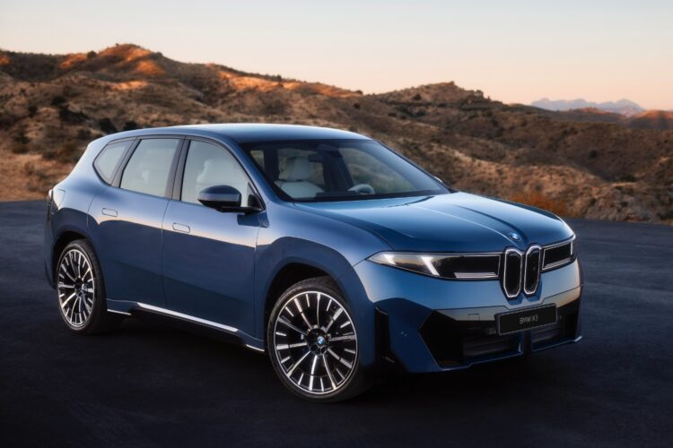 BMW iX3 50 xDrive