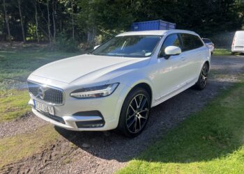 Volvo V90 Cross Country