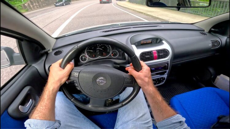 Opel Corsa su Easytronic pavaru deze