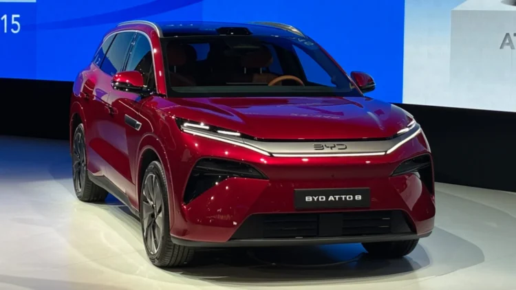 Nuo 2027 m. Europoje – septynvietis elektrinis visureigis, kuriam įkrauti užteks kavos pertraukėlės 1 BYD Atto 8