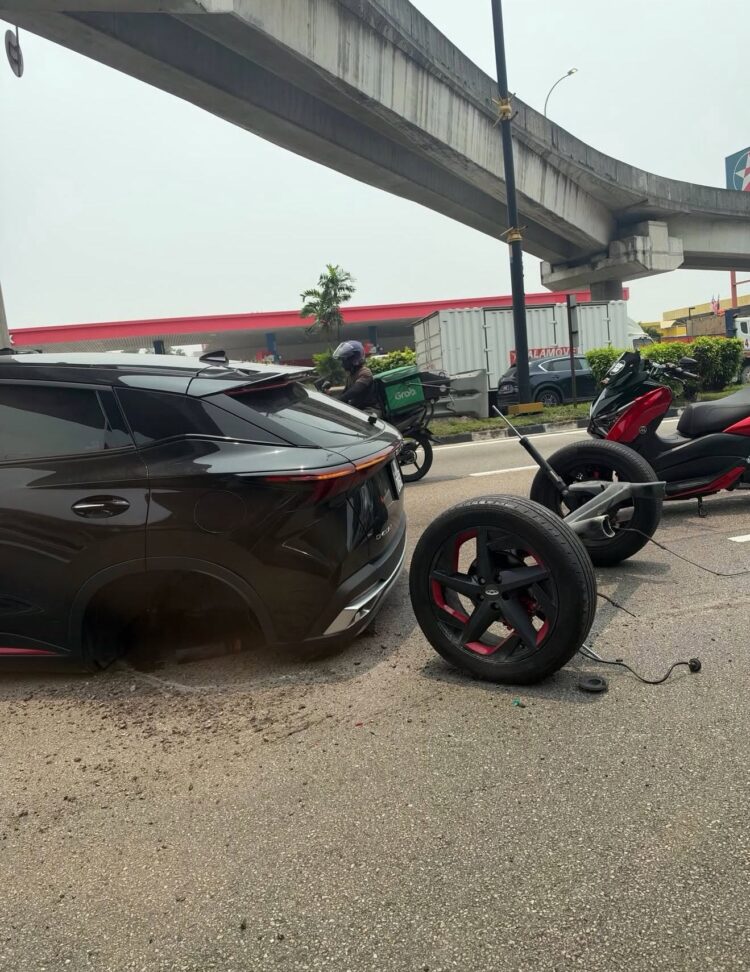 chery omoda 5 Ggaline asis atsiskyre vidury gatves