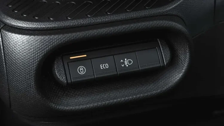 Vairuotojams pristatytas mygtukas, slopinantis ES pagalbos sistemas 1 dacia my safety mygtukas