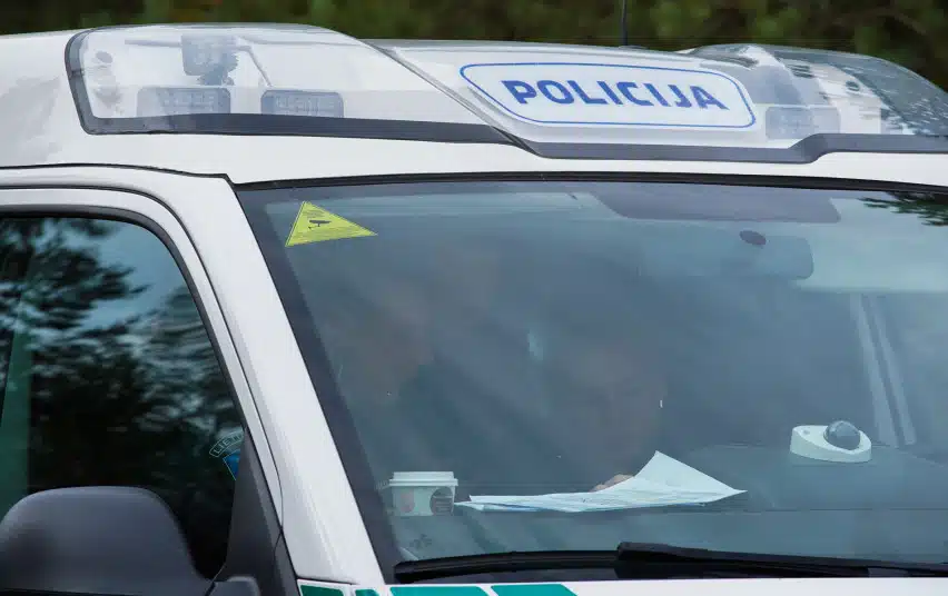 pastaruoju-metu-padaugejo-automobiliu-su-vokiskais-registracijos-numeriais-kurie-galimai-yra-suklastoti-arba-isduoti-ne-tai-transporto-priemonei