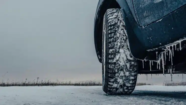 Automobilio prieziura prasidejus ziemai svarbu ismokti pernykstes pamokas