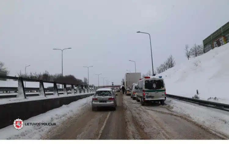 Treciadienio eismo ivykiuose nukentejo 3 pestieji