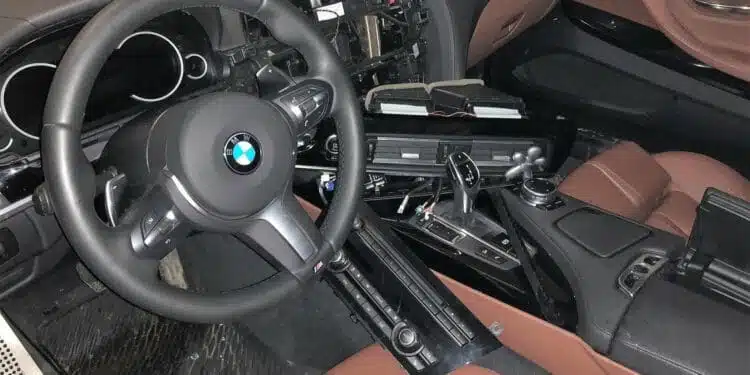 apvogtas bmw automobilis vagyste