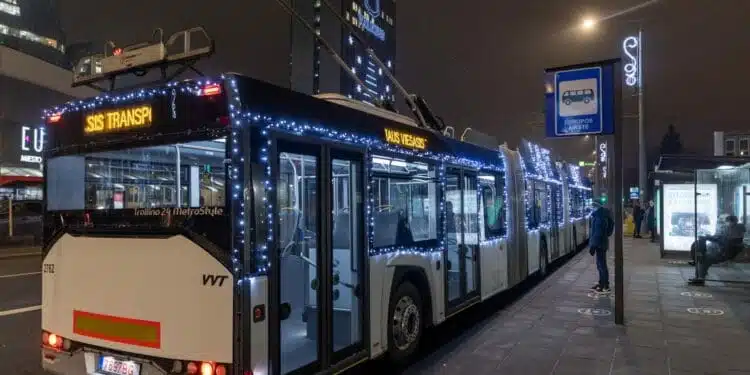 vilniaus viesasis transportas ilgas troleibusas is galo
