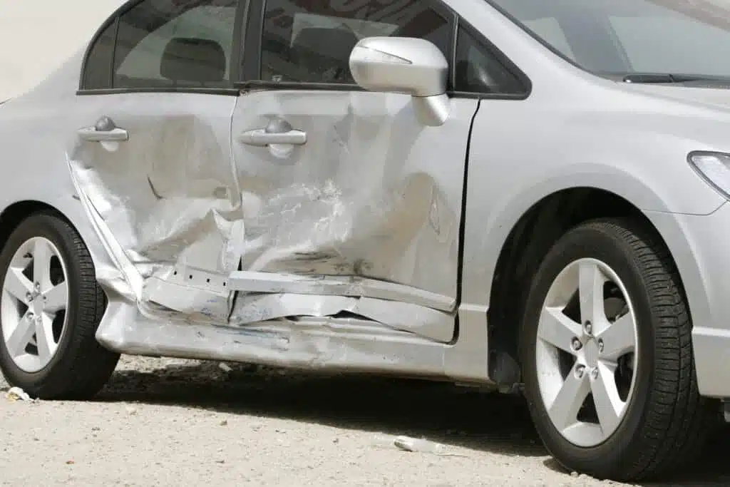 automobilis avarija smugis i sona