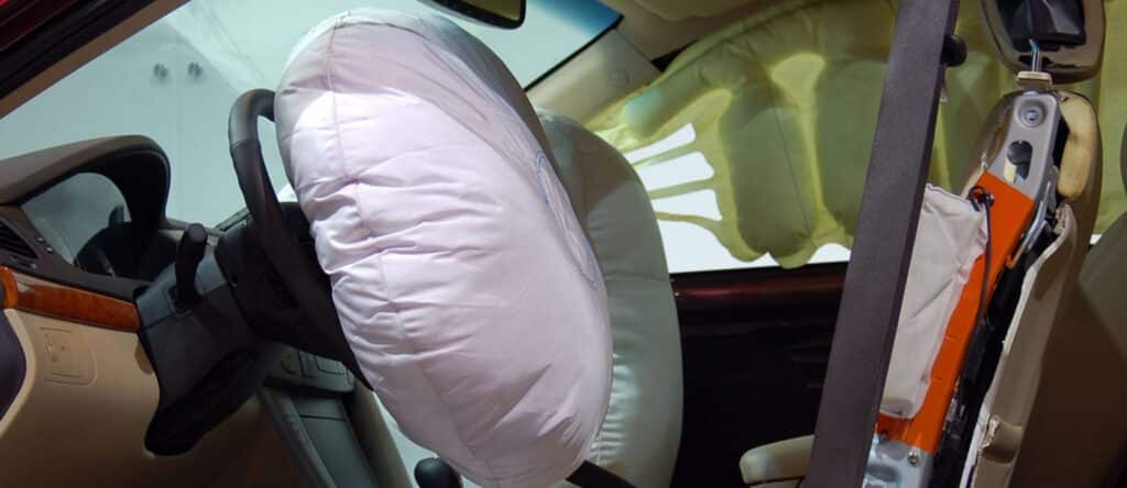 automobiliu oro pagalves