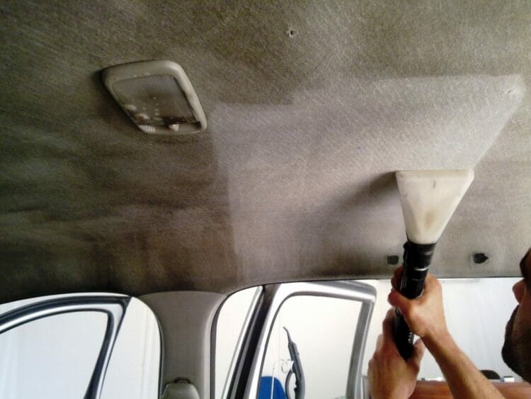 automobilio cheminis valymas