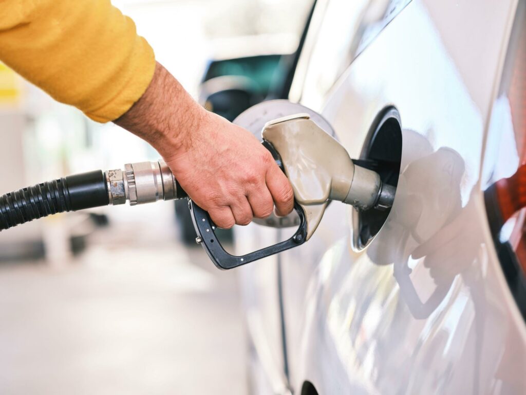 pildomas automobilio degalu bakas