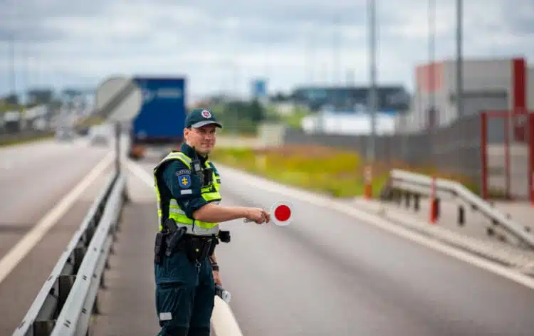 policijos pareigunas stop kontrole reidas blaivumo patikra