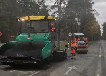 Grinda pagreiti igauna Sauletekio alejos ir Nemencines plento remonto darbai