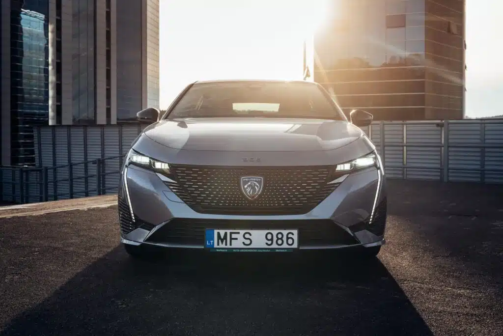 Automobilio nuoma verslui2 min