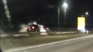 Kaune, Islandijos plentu prieš eismą važiavęs vairuotojas sukėlė avariją