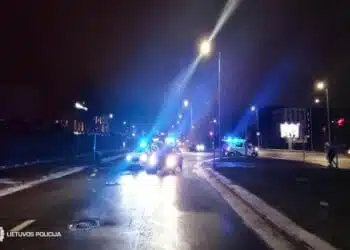 policijos svytureliai automobiliai
