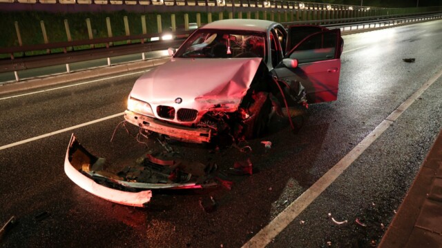 Vilniuje užfiksuota neblaivaus „BMW“ vairuotojo avarija Geležinio vilko gatvėje (video)