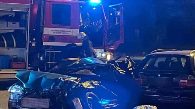 Tragišką avarija Klaipėdoje žuvo jaunas „Honda“ automobilio vairuotojas po susidūrimo su dviem automobiliais