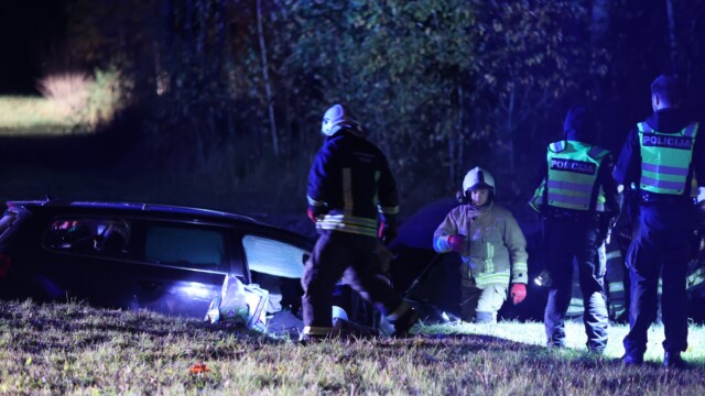 Neblaivus vairuotojas sukėlęs avariją Vilniaus aplinkkelyje išjungė apšvietimą
