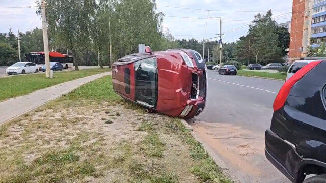 Avarija Vilniuje: girta „Audi“ vairuotoja L. Asanavičiūtės gatvėje kliudė mažiausiai 6 automobilius